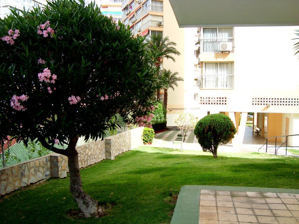 Apartamentos Las Carabelas Benidorm Esterno foto