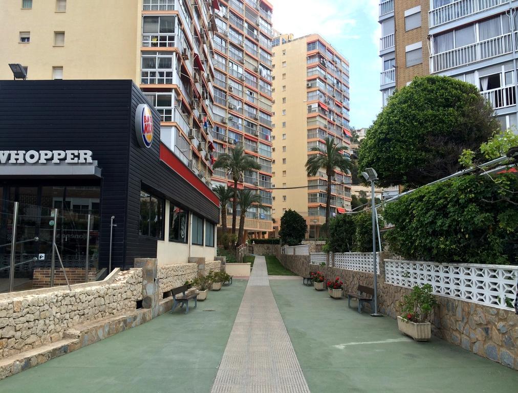 Apartamentos Las Carabelas Benidorm Esterno foto